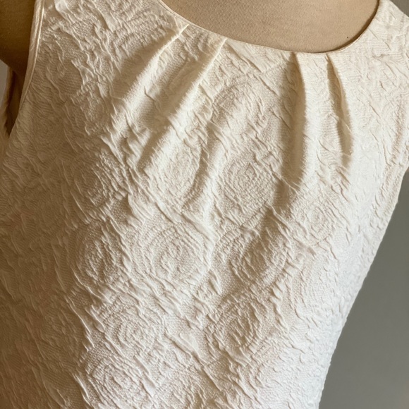 EUC Lace Stretch work or play dress - Picture 3 of 10